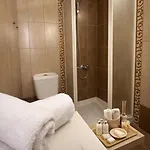 Hotel Dauti *